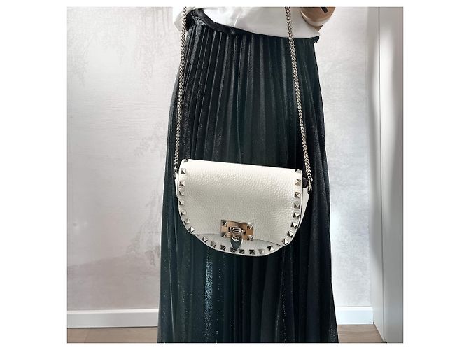 Valentino Garavani Rockstuds Leder Satteltasche Beige - Ansicht 3