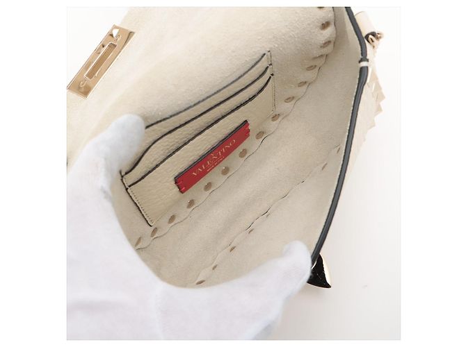 Valentino Garavani Rockstuds Leder Satteltasche Beige - Ansicht 8
