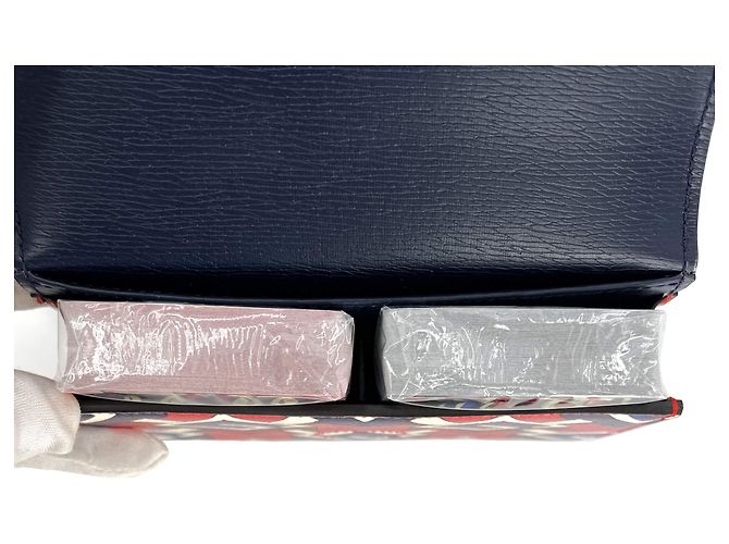 Gucci Apertura Demetra Canvas Case Geométrico G Multicolor - vista 15