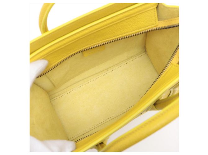 Luggage Céline Borsa tote in pelle di vitello nano drumato 2 vie gialla Giallo - vista 12
