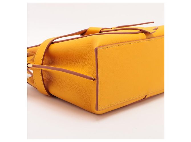 Loewe Gate Mini Top-Handle Tasche aus genarbtem Kalbsleder - Gelb - Ansicht 7