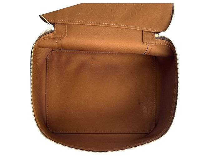 Louis Vuitton Monogramm Canvas Pouch Cube MM Braun - Ansicht 10