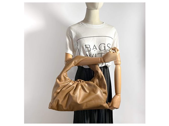 Bottega Veneta La grande borsa hobo in pelle marrone - vista 2