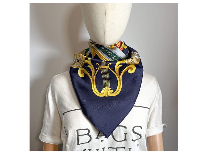 Hermès Foulard 90 Seta Orgauphone e Altre Meccaniche Blu Navy - vista 4