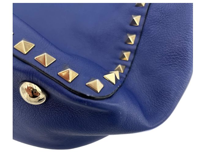 Valentino Garavani Borsa tote 2 in 1 in pelle di vitello Rockstud media blu - vista 12