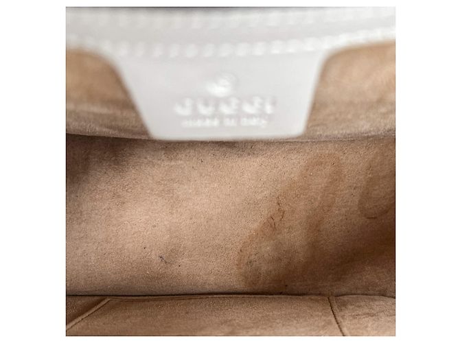 Gucci Bolsa de flap em couro de bezerro Small Sylvie em couro com alça de ombro em web destacável. Off-white Fora de branco - vista 14