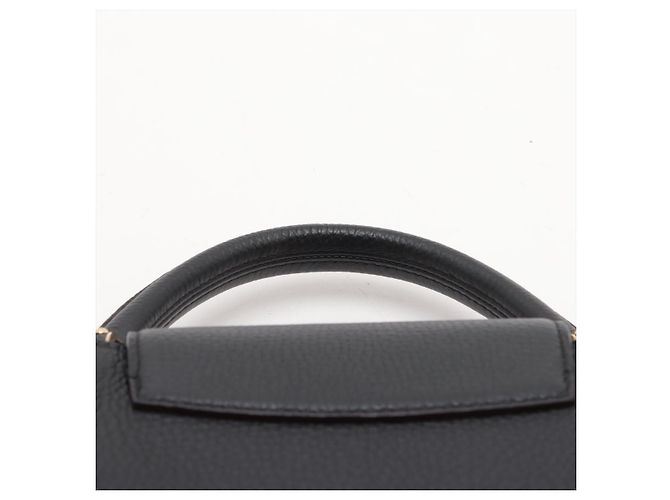 Louis Vuitton Bolsa Capucines PM em couro Taurillon preta com 2 maneiras Preto - vista 9