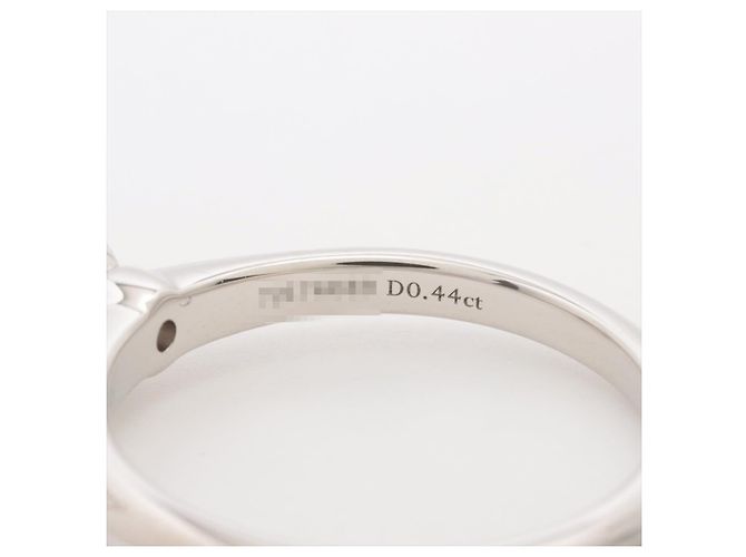 Tiffany & Co Platin-Solitärring mit einem Durchmesser von 15,7 mm - Ansicht 4