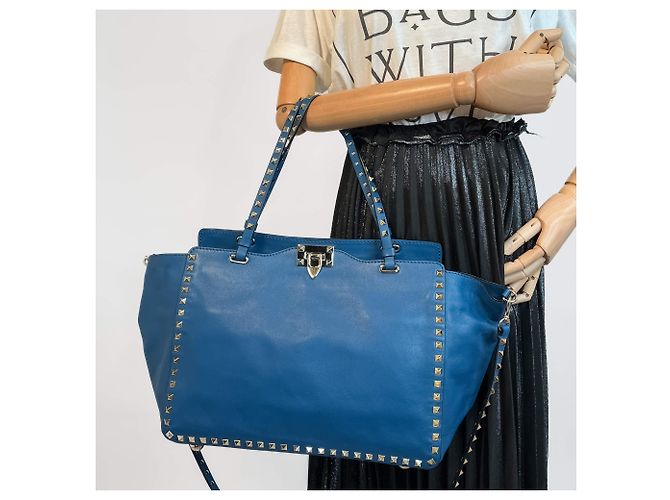 Valentino Garavani Borsa tote media in pelle di vitello Rockstud a 2 modi blu - vista 4