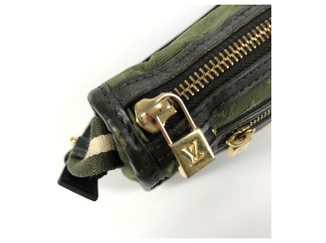 Borsa a Spalla Mini Catlin Monogramma Louis Vuitton Cachi - vista 10