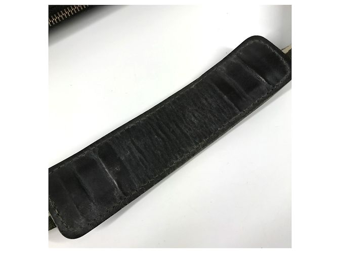 Borsa a Spalla Mini Catlin Monogramma Louis Vuitton Cachi - vista 9