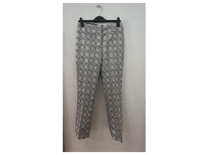 Prada Conjunto Preto e Branco - vista 8