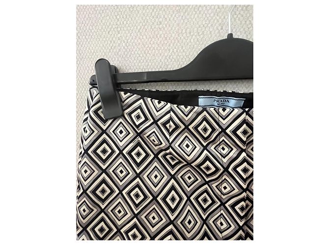 Prada Conjunto Preto e Branco - vista 9