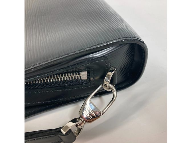 Pochette Hoche Epi Louis Vuitton Noir - vue 11