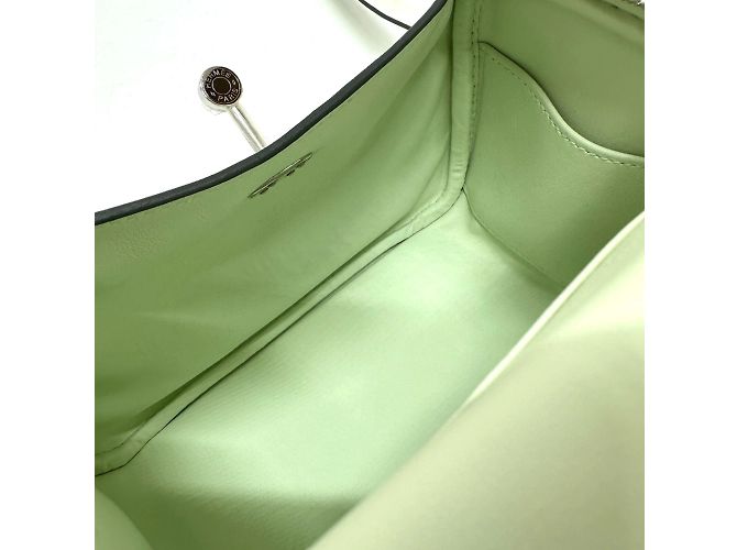 Hermès Borsa a Spalla Hermes Lindy in Verde Chiaro - vista 13