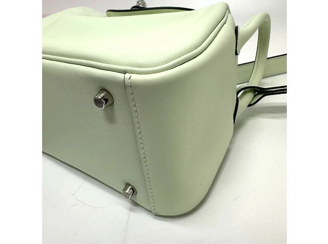 Hermès Borsa a Spalla Hermes Lindy in Verde Chiaro - vista 4