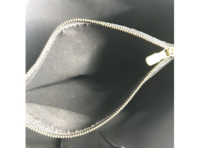 Borsa a Spalla Louis Vuitton Epi Mandala MM Nero - vista 13