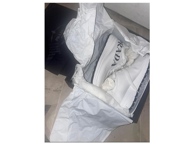 Sneakers Prada in nylon bianco - vista 9