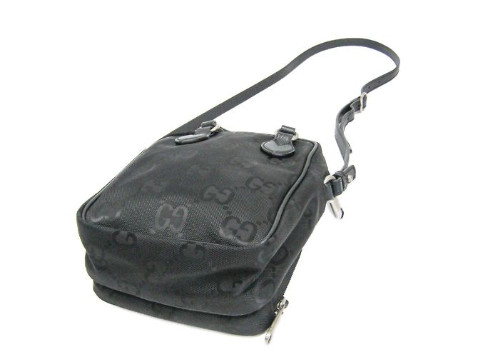 Borsa a Spalla Gucci GG Nylon Off The Grid Nero - vista 2
