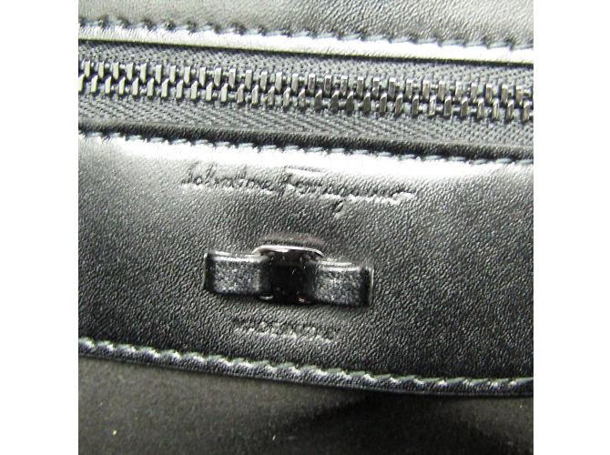 Damentasche aus Leder Salvatore Ferragamo Vara EZ-21 H500 - Ansicht 10