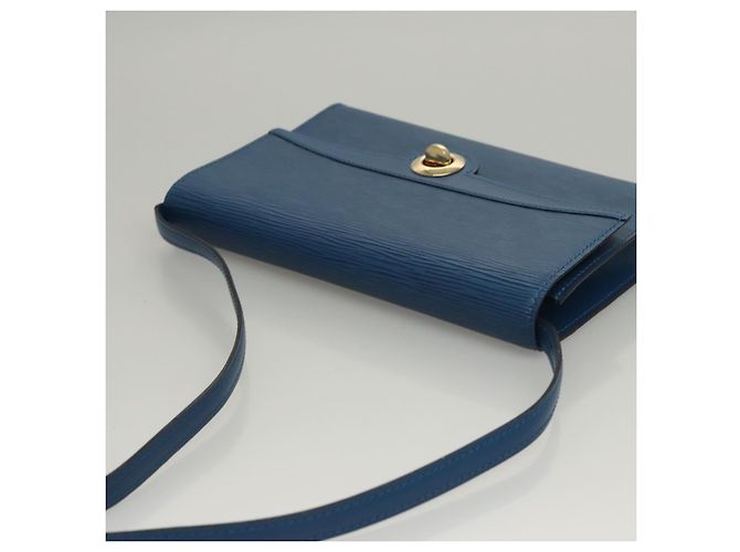 LOUIS VUITTON Epi Pochette Arche Borsa a Spalla Blu M52575 LV Auth KD396 - vista 6