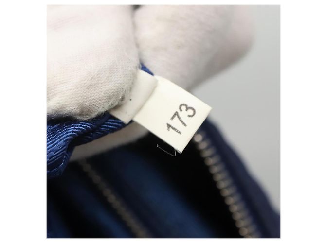 PRADA Sac à épaule matelassé en nylon bleu argent Auth KD263 Argenté - vue 12