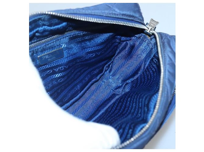 PRADA Sac à épaule matelassé en nylon bleu argent Auth KD263 Argenté - vue 19