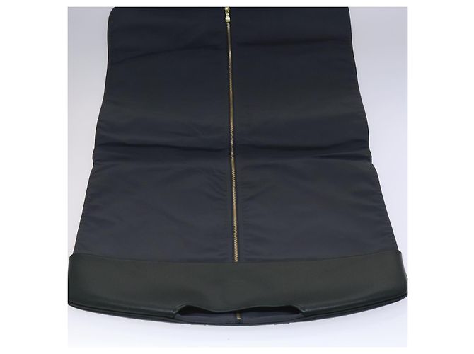 LOUIS VUITTON Taiga Bering Capa de Vestuário Épicea M30134 LV Auth MX119 - vista 19