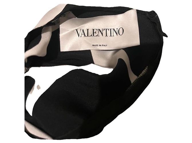 Mono Valentino de seda negro blanco - vista 2