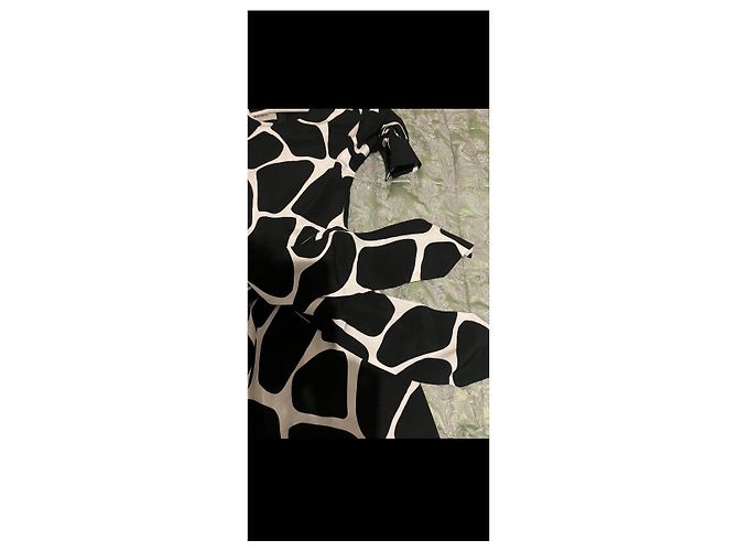 Mono Valentino de seda negro blanco - vista 3