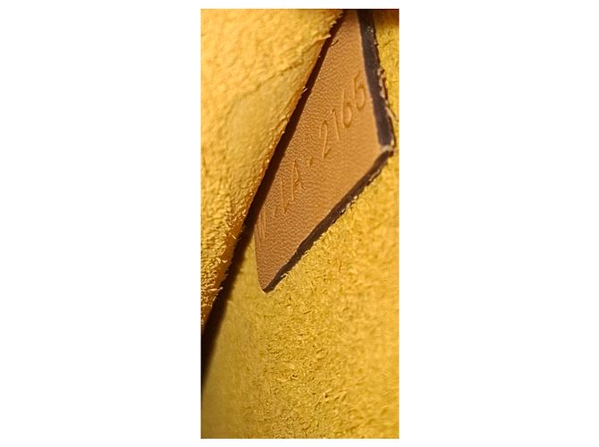 Céline Borsa a spalla mini arricciata Celine in pelle gialla - vista 14