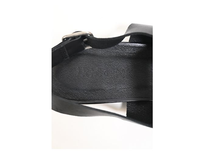 Sandali piatti con cinturini Iris & Ink in pelle nera - vista 15