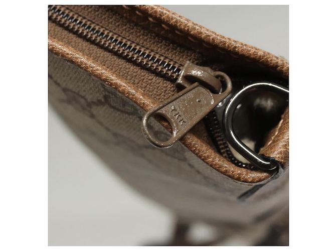 GUCCI GG Suprême GunSlip PVC Beige Auth MX319 - vue 22