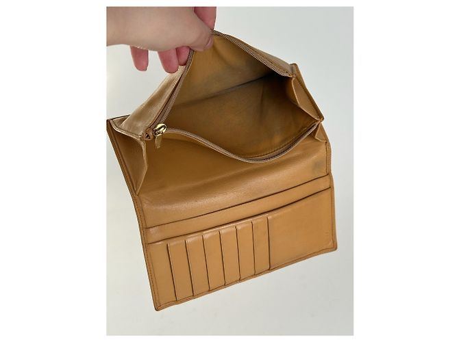 Vintage Loewe Madrid Leather wallet brown Yellow - view 4