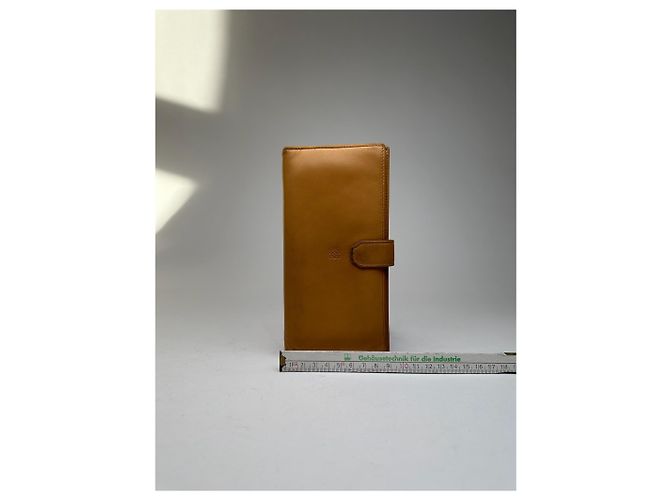Vintage Loewe Madrid Leather wallet brown Yellow - view 7