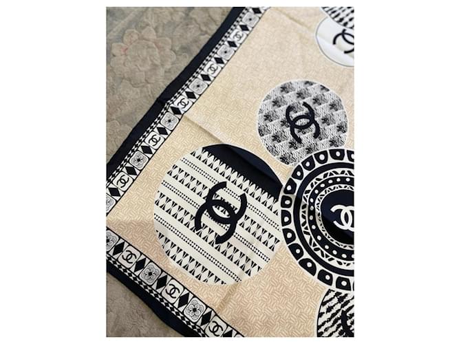 Foulard CHANEL T. Seta Beige - vista 6