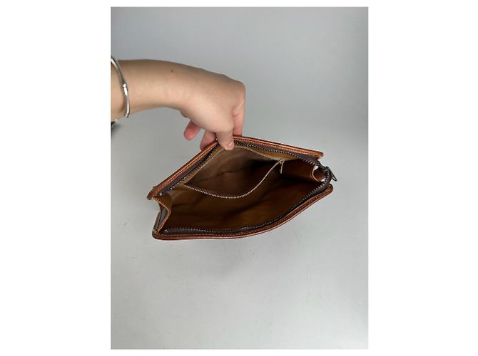 Céline Clutch in pelle vintage Celine Paris monogramma Triomphe marrone - vista 4