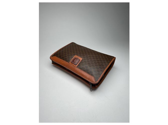 Céline Clutch in pelle vintage Celine Paris monogramma Triomphe marrone - vista 6