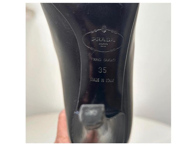 Schwarze offene Pumps von Prada - vue 4