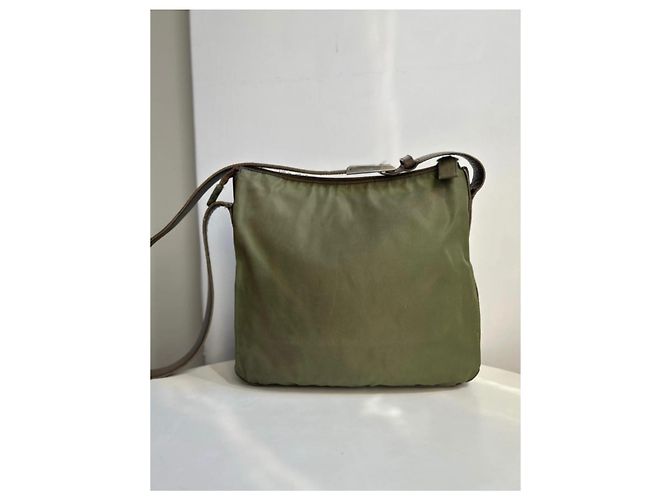 Prada Vintage Nylon Schultertasche - Grün - Ansicht 17
