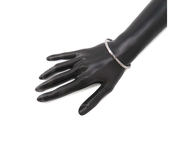 Bracciale Mini Charm Coco Crush di Chanel - vista 4