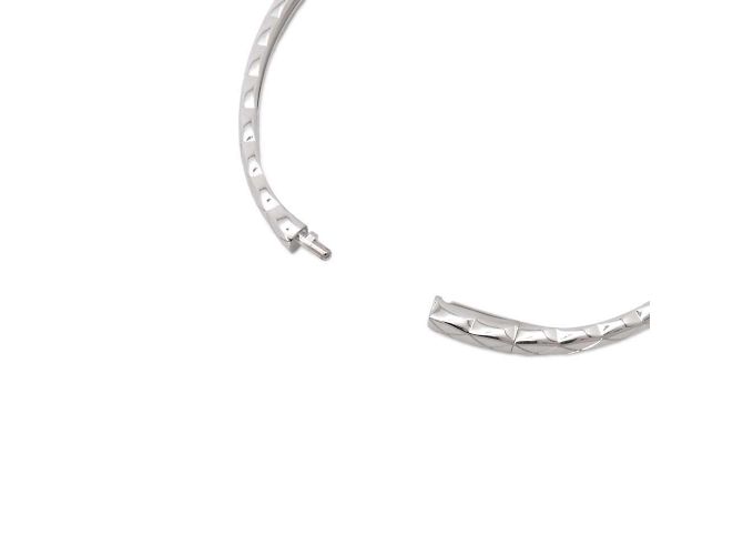 Bracciale Mini Charm Coco Crush di Chanel - vista 5