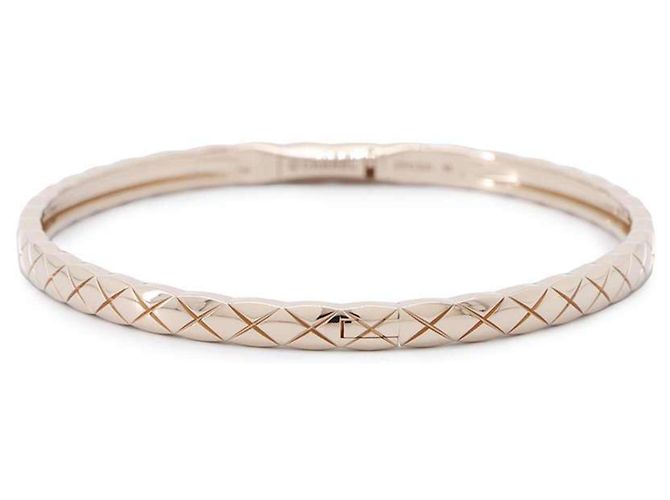 Bracciale charm della collezione Coco Crush di Chanel - vista 2