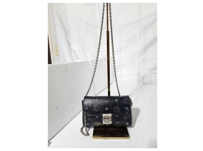 Borsa a tracolla MCM Visetos Small Millie Nera/Grigia Nero Grigio - vista 14