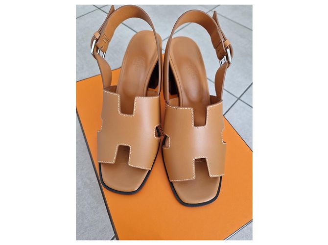 Hermès Elbe Sandalen Camel Leder 37 Kamel - Ansicht 3