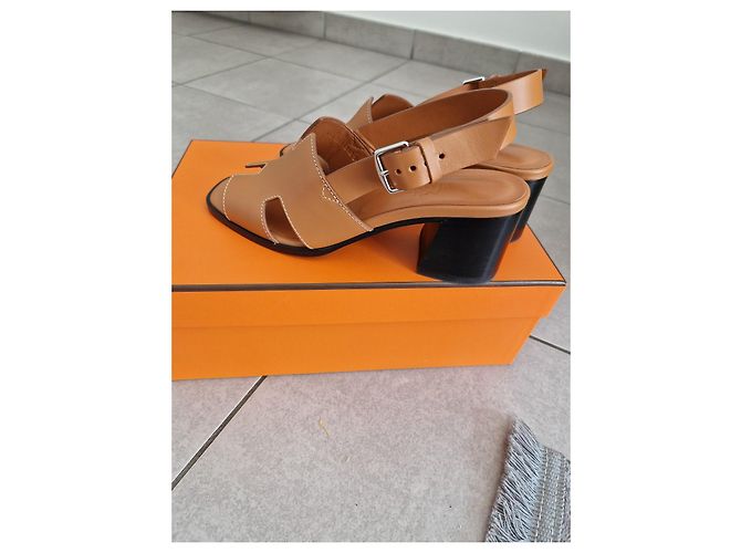 Hermès Elbe Sandalen Camel Leder 37 Kamel - Ansicht 5