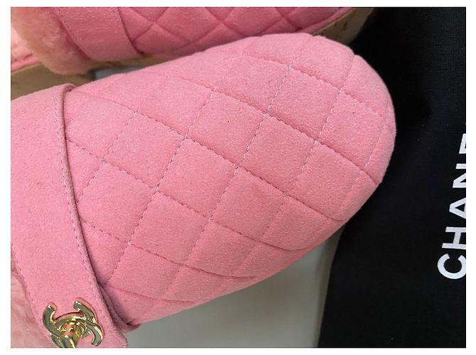 chanel zoccoli in scamosciato e montone rosa - vista 13