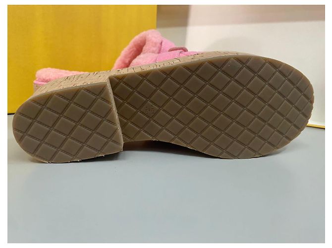 chanel zoccoli in scamosciato e montone rosa - vista 16