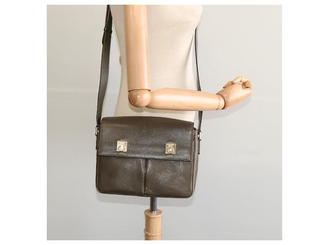 Céline Borsa a Spalla CELINE in Pelle Khaki Oro Auth KD335 D'oro Cachi - vista 23