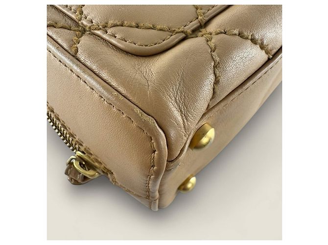 Borsa a mano Chanel con cucitura selvaggia beige - vista 11